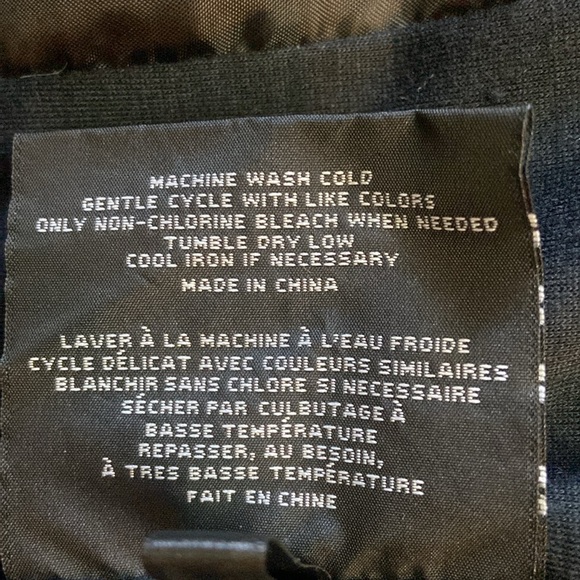 Marc New York (Andrew Marc) Sz S Black Quilted Puffer Womens vest - Picture 9 of 11